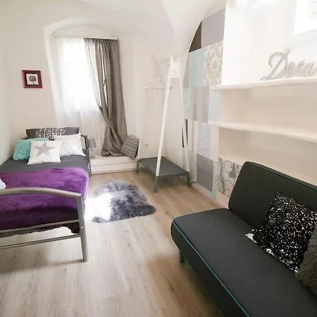 Apartment New ! Fairytale In Old Town Center , Lovely Atrium