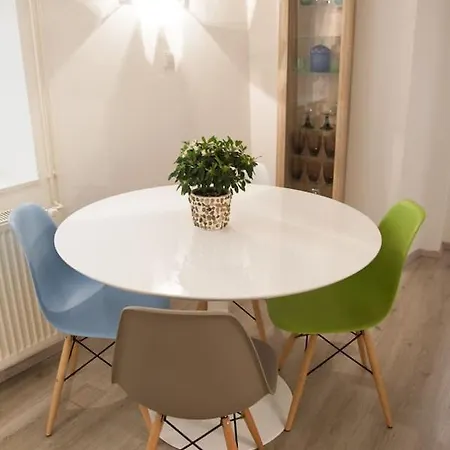Apartment New ! Fairytale In Old Town Center , Lovely Atrium Ljubljana